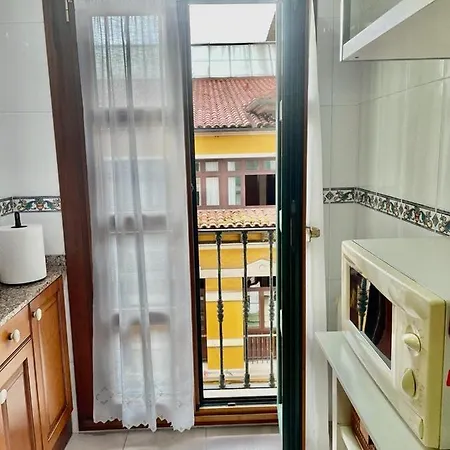 Апартаменти Apartamento Cimadevilla *
